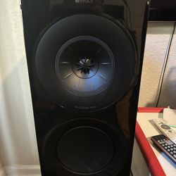 Kef r3 Speaker With Stand