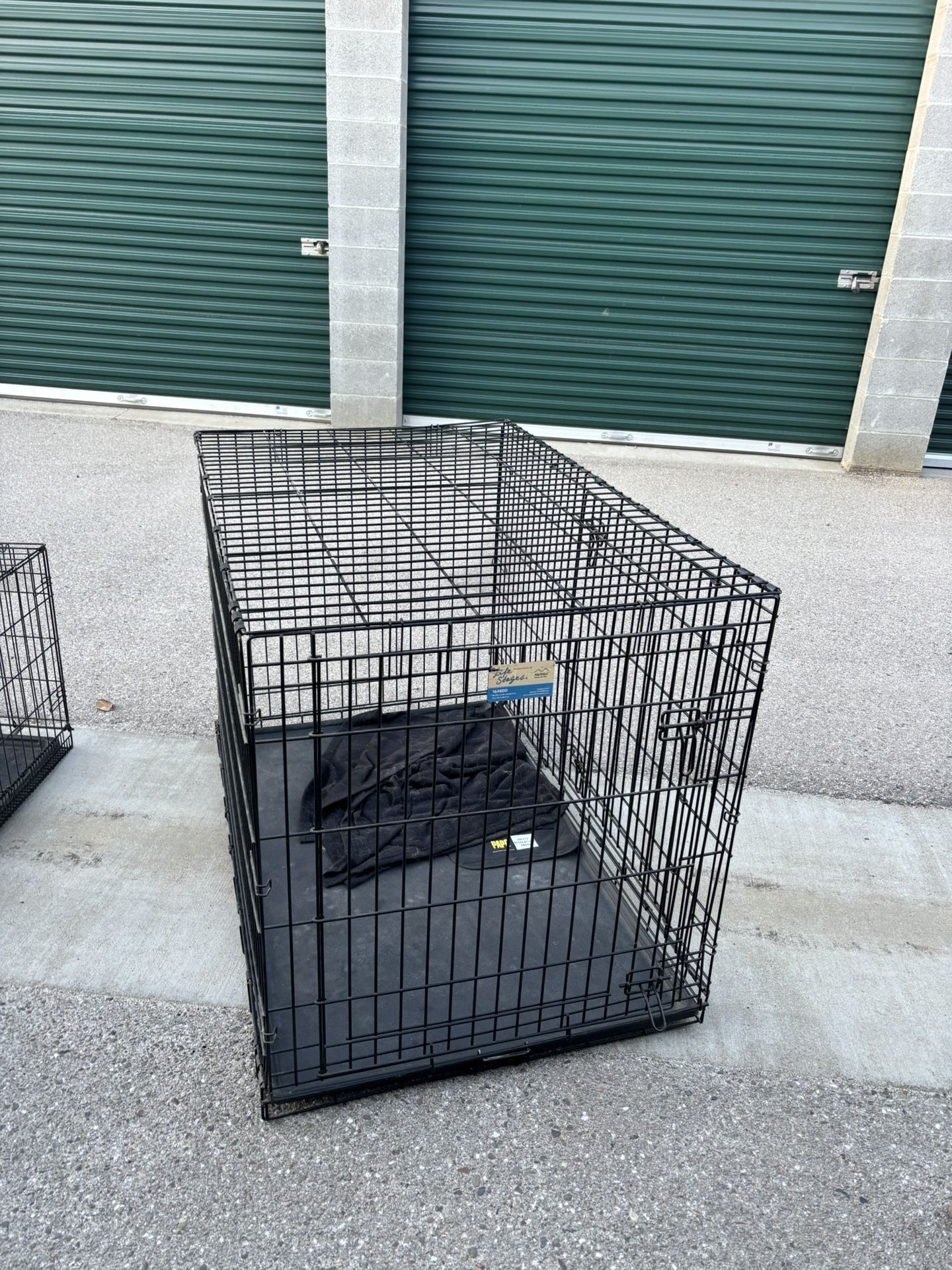 XL Dog crate 