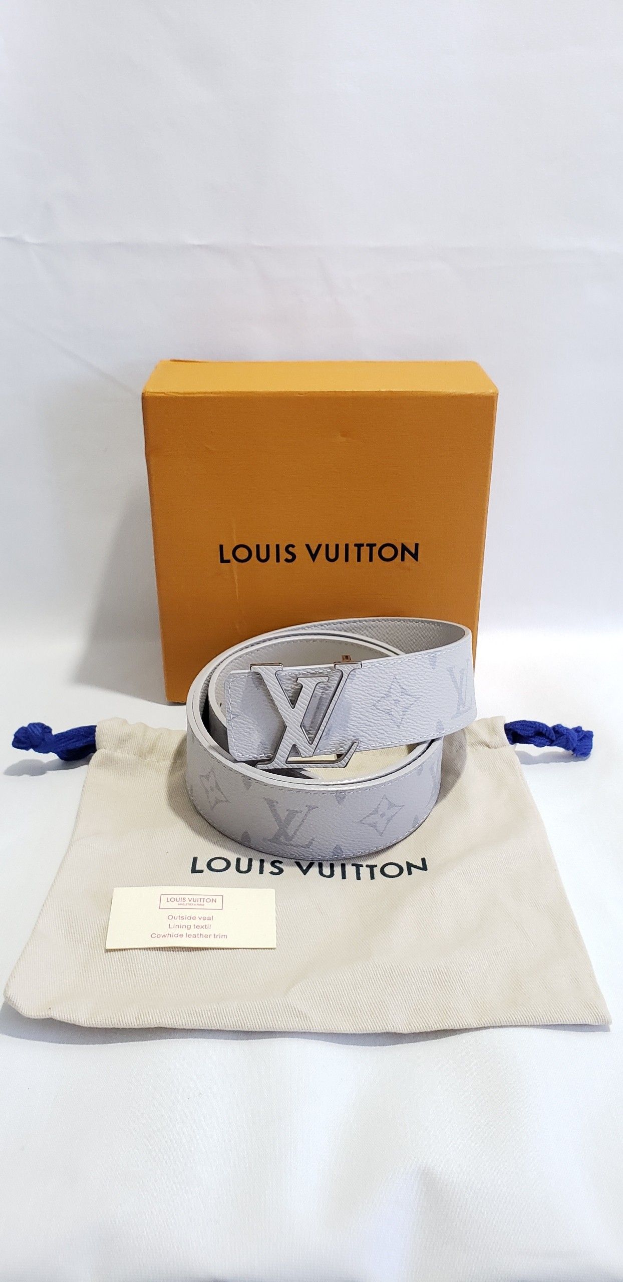 Authentic Louis Vuitton LV Initiales Reversible Belt Monogram Eclipse Taiga 40MM White