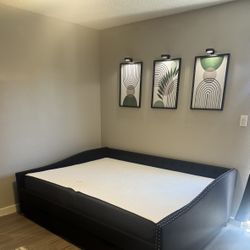 Queen Day Bed With Storage Underneath 