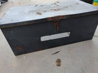 Metal Tool Box 30.5x16"x12"