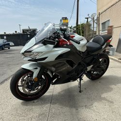 2023 Kawasaki Ninja 650