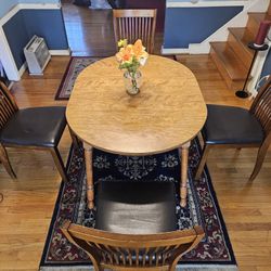 Dinning Table With 4 Chairs