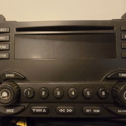 2005 Chevy Malubu Original Radio Gm Part (contact info removed)8