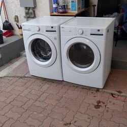 Stackable Washer Gas Dryer 