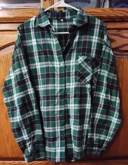 Green Plaid Button-Front Flannel size XL