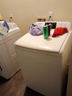 Washer and gas dryer