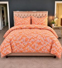 Serena & Lily Queen Duvet Cover + 2 European Size Square Pillow Shams, Used Once