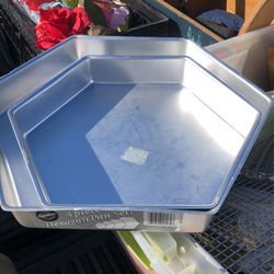 Brand New Hexagon Cake Pans 