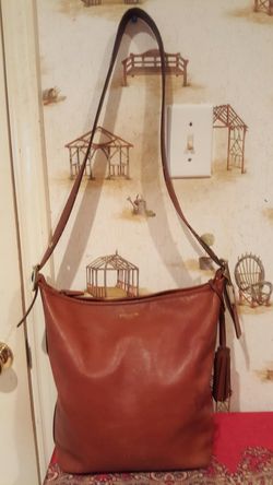 COACH CROSSBODY BROWN LEATHER LARGE BAG.