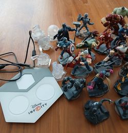 Disney Infinity Characters Figures and Extras