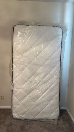Twin mattress
