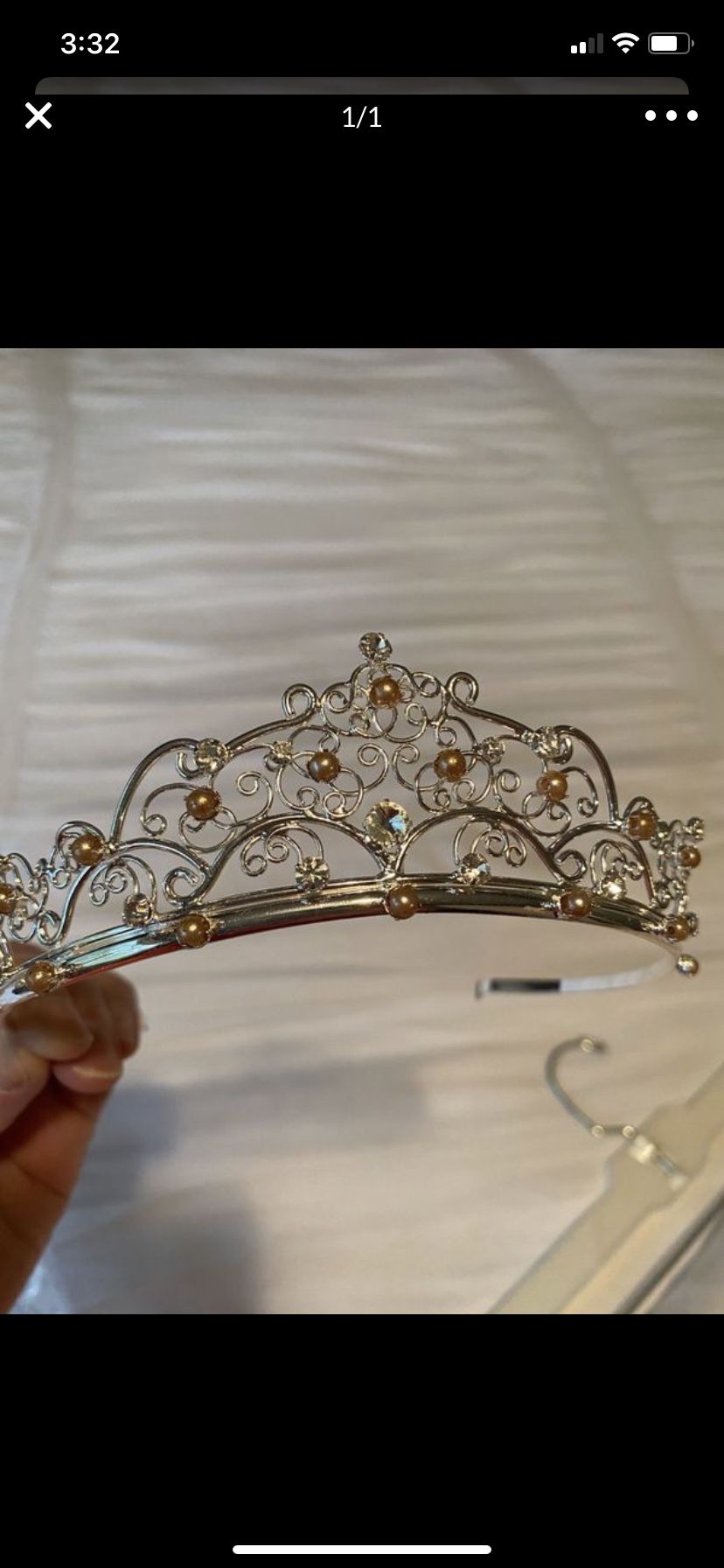 David’s Bridal Silver Tiara with Diamonds and Pearls