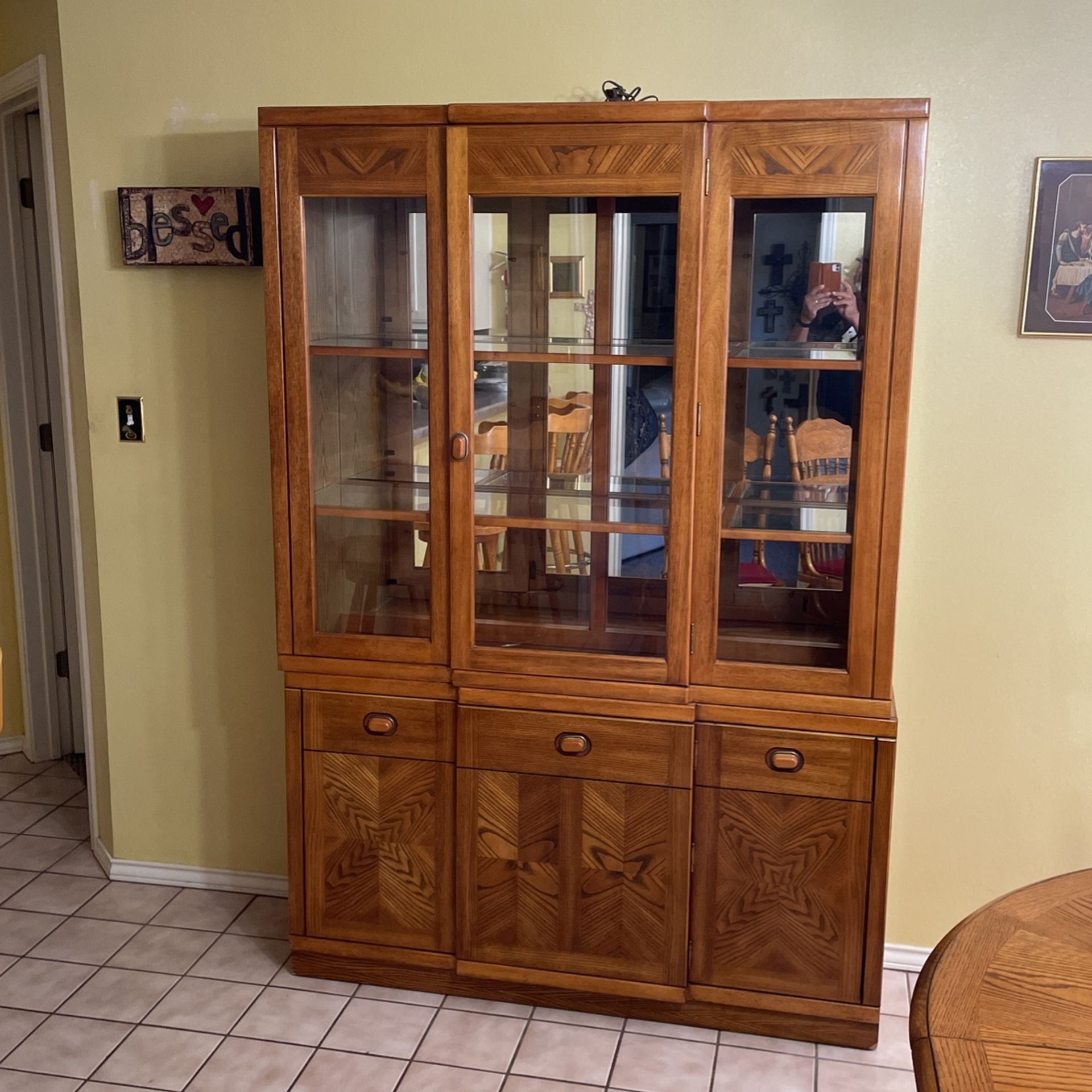 China Cabinet 