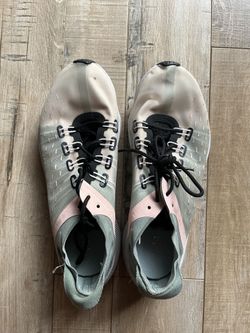 Nike Running Women Shoes Size 8.5