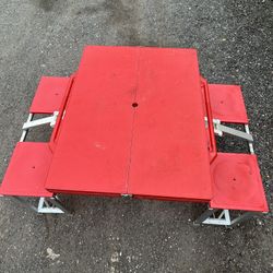 Picnic Table 
