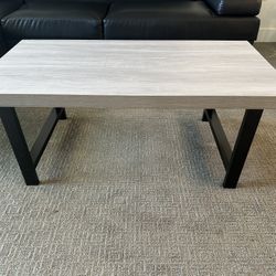 Gray/Black Coffee Table 
