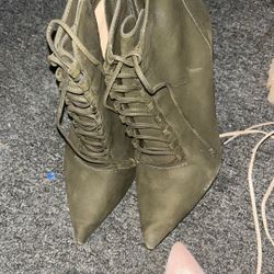 Green Boots 
