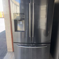 Samsung Dark Stainless Steel Refrigerator And Freezer