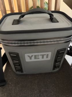 YETI Hopper Flip 12 Cooler