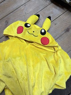 Pokeman Pikachu (small 7-8)