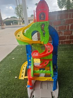 Car race track