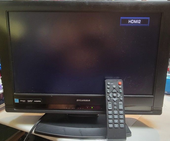 Sylvania LC195SLX 19 inch 720p LCD HDTV With Remote