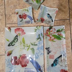 Beautiful, Paris Floral Birds & Stamps (2) Trays & (3) Bowl Set, (5) Piece Set
