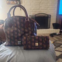 Dooney Bourke 