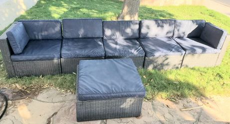 Modular patio furniture set