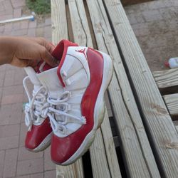 Jordan 11 Cherry