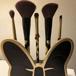 Sephora Minnie Mouse Brush Set With Stand