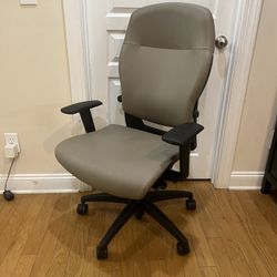 TEKNION SAVERA Synchro Tilt Office Chair Executive Good condition PICK UP IN CORNELIUS for Sale in Cornelius NC OfferUp