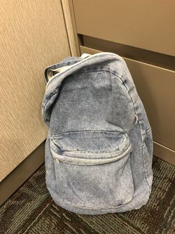 Demin backpack.