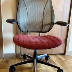 Human Scale Awesome Chair! 