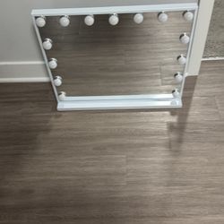 Modern Round Table with 4 Stools