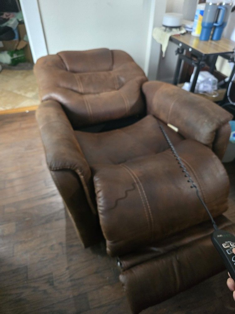 Viva Reclining LIFT CHAIR