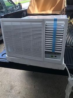 Air Conditioner  18,000 Btu 