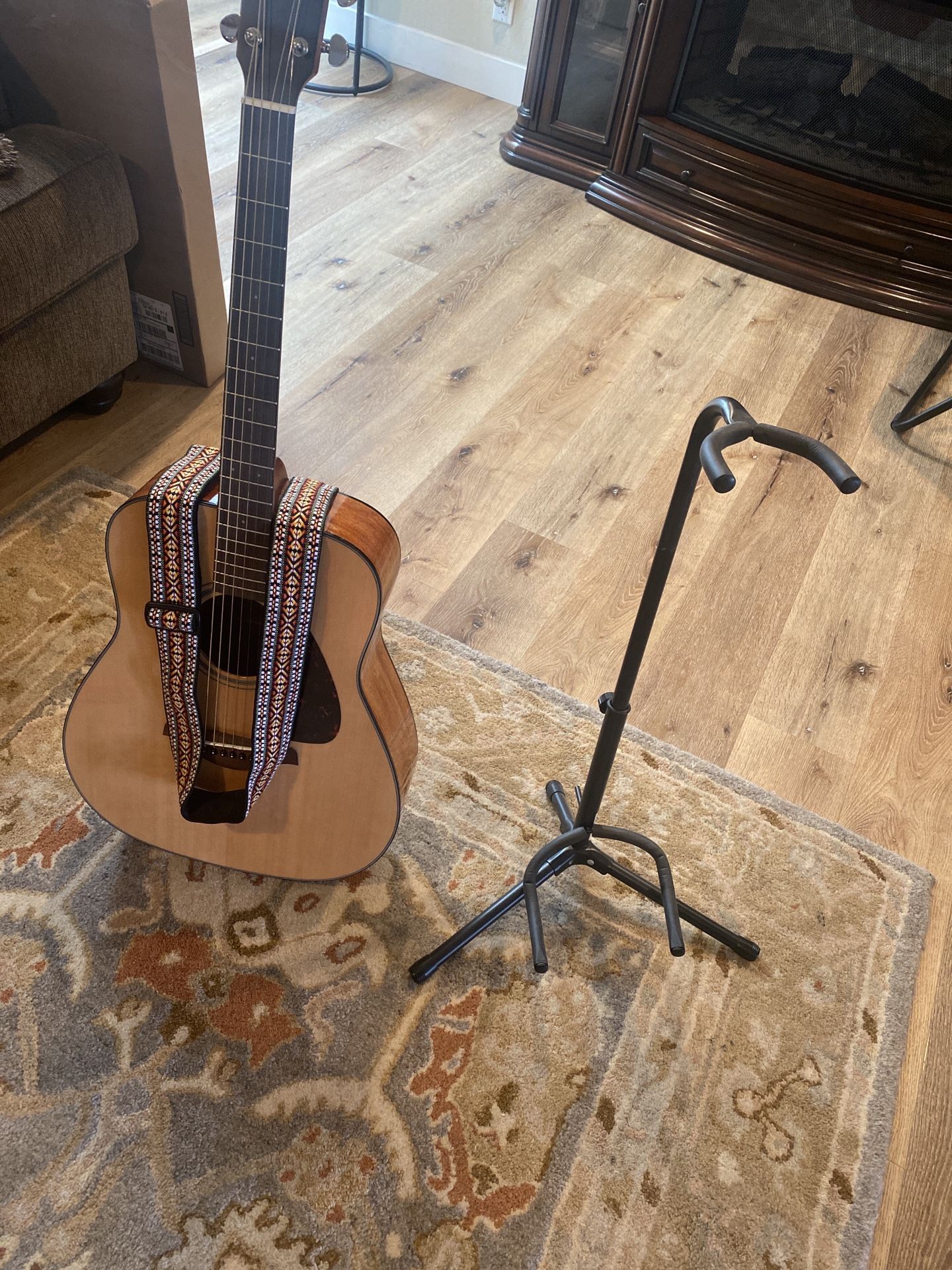 yamaha fg800 acoustic guitar