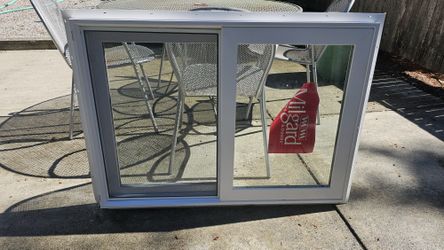 Milgard 8220M Montecito Window 29.5 x 41.5