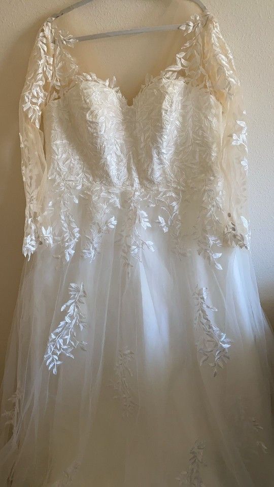 Lace Wedding Dress