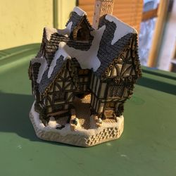 Scrooge’s School Collectible Housing
