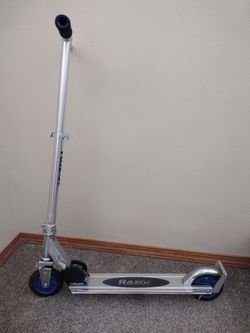 Razor kick scooter for boys