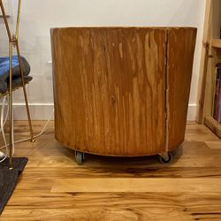 Custom log side table on casters