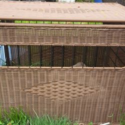 Dog crate