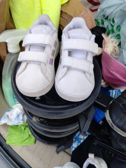 Toddler Size 5 Adidas