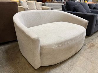 THOMASVILLE Light Grey Rounded Swiveling Cuddle Chair