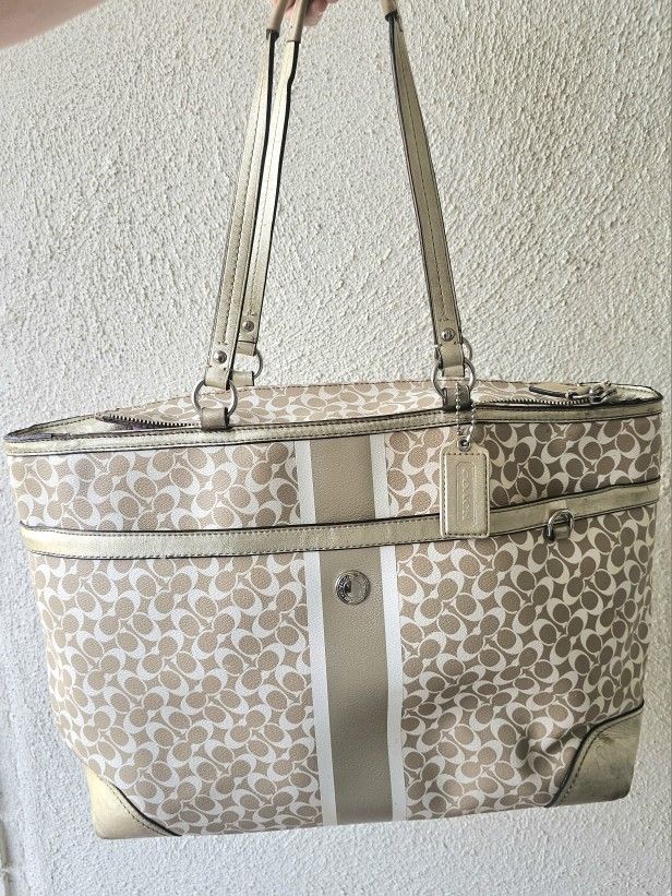 COACH Signature Canvas Chelsea Heritage C Diaper Baby Bag Tote Purse F15134