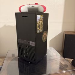 Xbox Series X + Controller