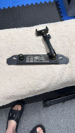 Jeep Gladiator Bullet point Dash Mount